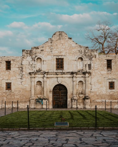 The Alamo historic facade in San Antonio